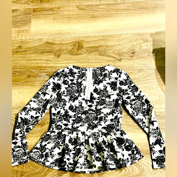 F21 Floral Peplum Blouse - Picture 2 of 2